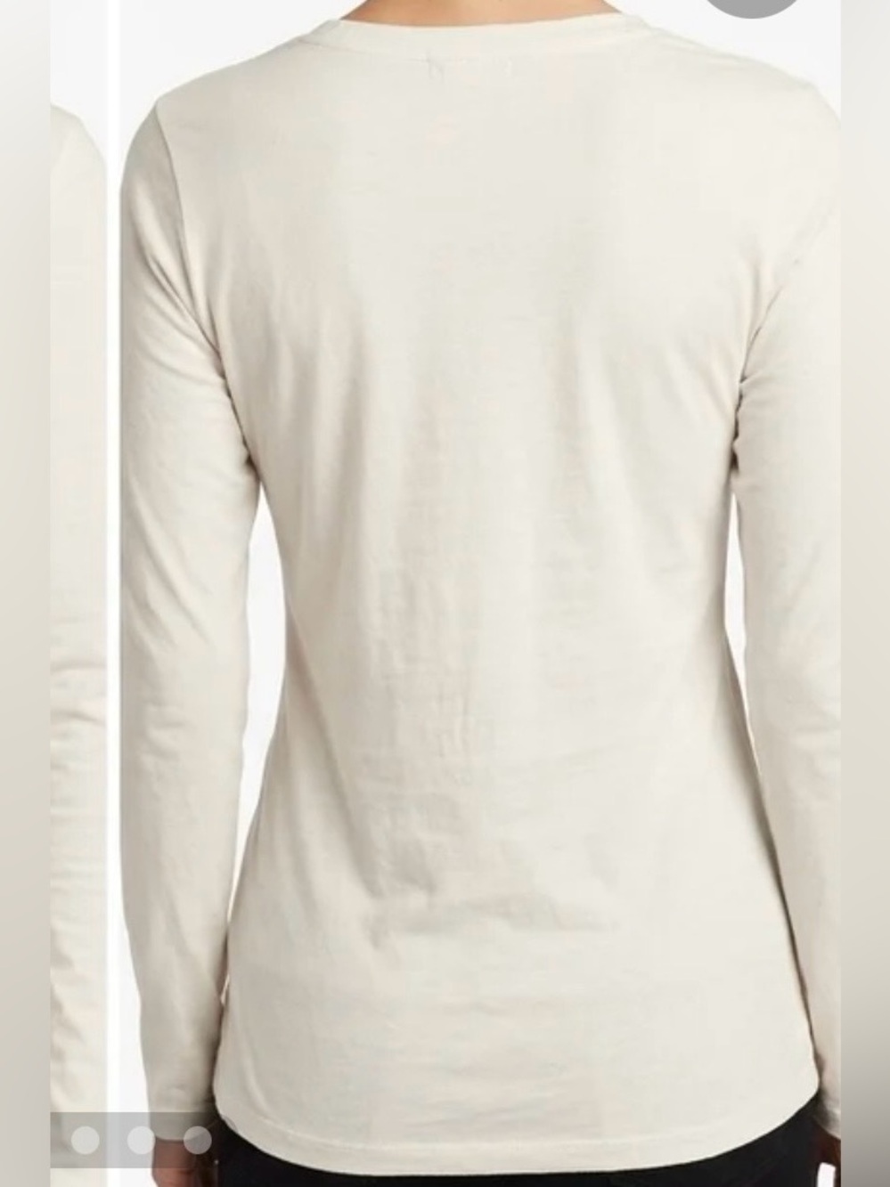 Active Basic | Essential Long Sleeve V-Neck Tee - Size S